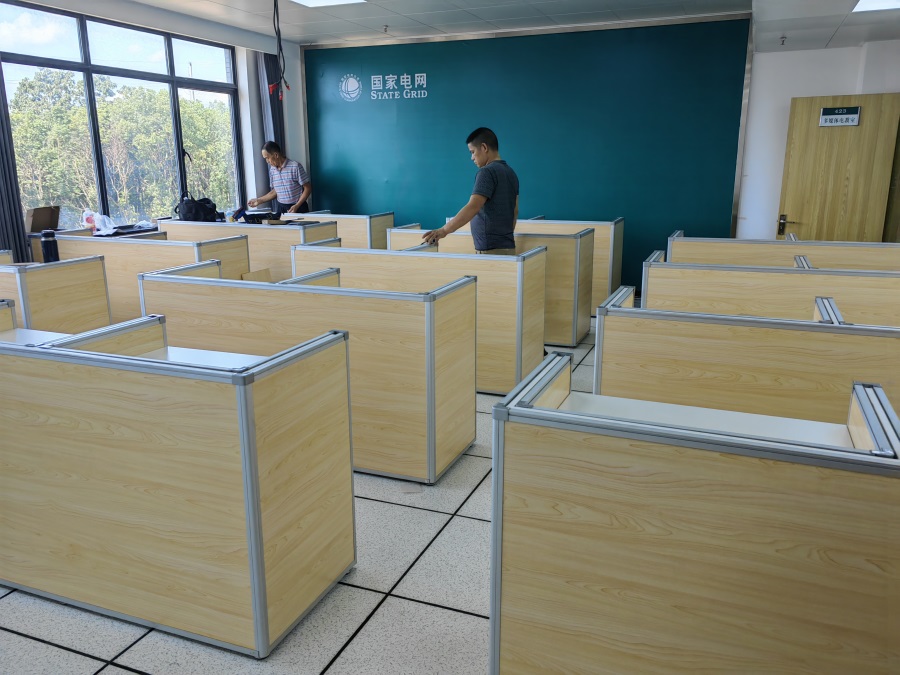 湖南國家電網升降屏風培訓室